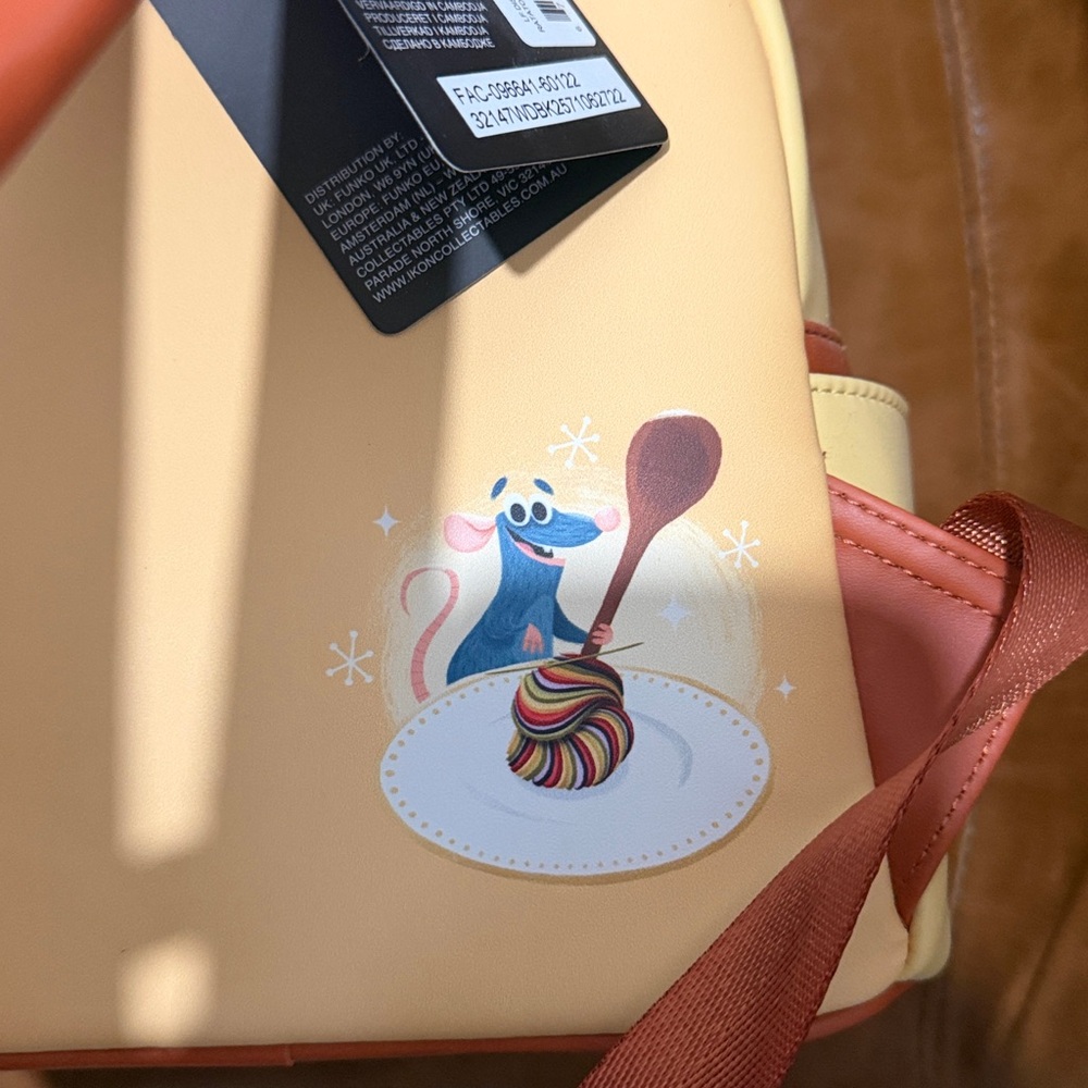 Loungefly Disney Pixar Ratatouille Mini Backpack - NWT - Picture 4 of 6